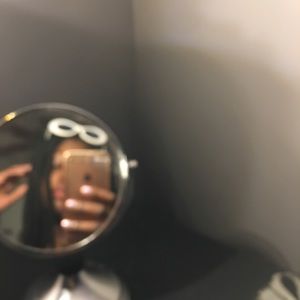 Meet your Posher, Gabrielle